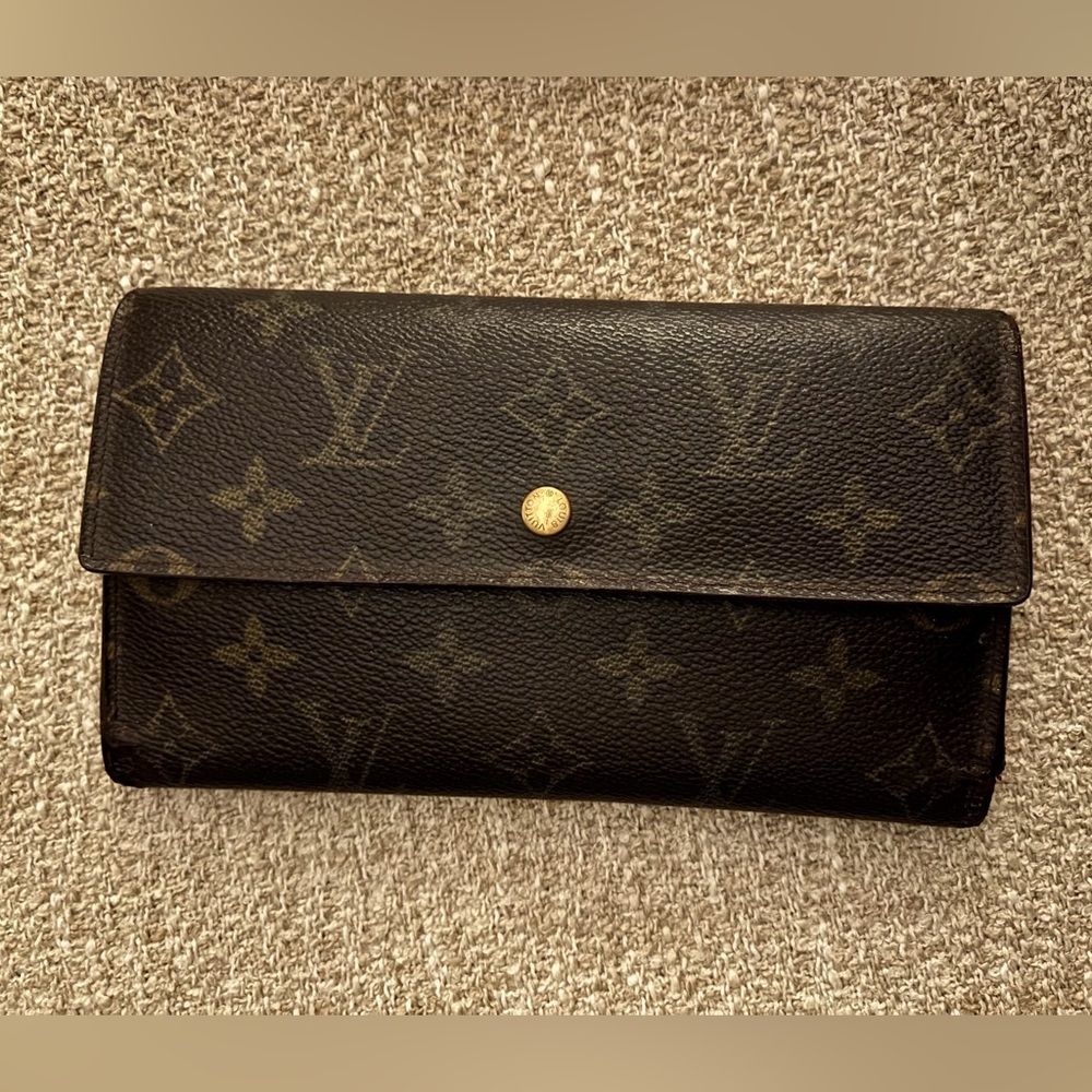 🤩 Auth. Louis Vuitton Monogram Porte Tresor International Trifold Long Wallet